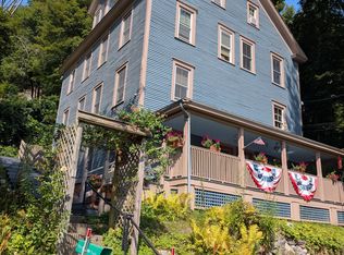 1 Pebble St #A, North Adams, MA 01247