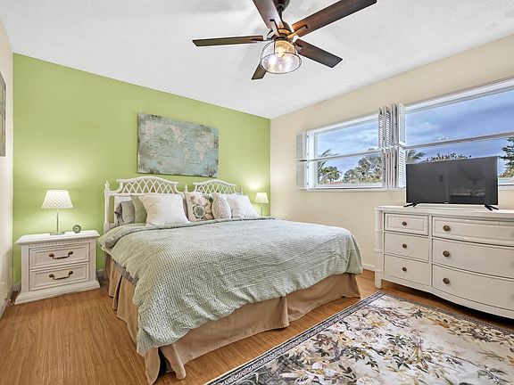 2nd image of 4805 NW 35th Street #412