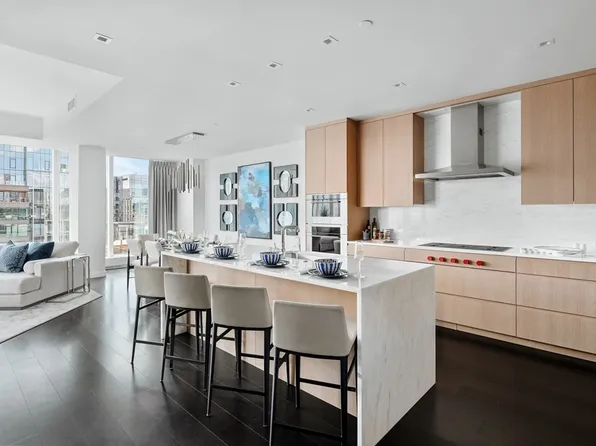 150 Seaport Blvd #Penthouse 1f, Boston, MA 02210