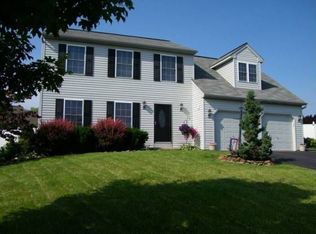 111 Cedar Dr, Dover, PA 17315