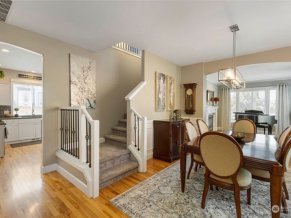 3rd image of 10411 178th Avenue E
