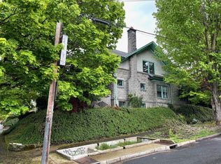 2706 SE Yamhill St, Portland, OR 97214