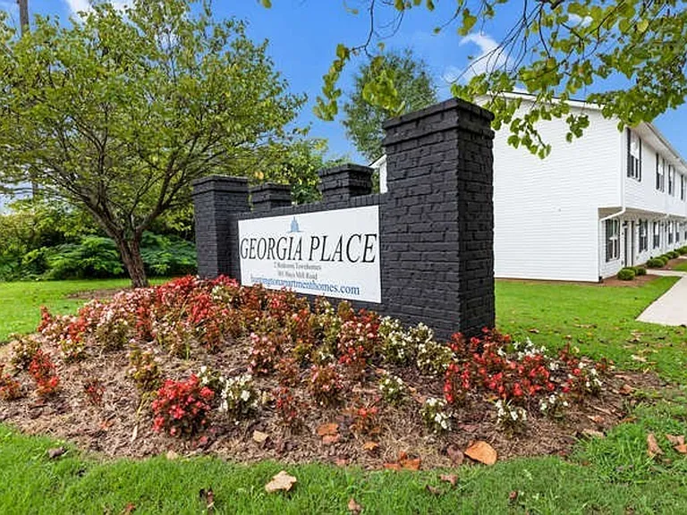 Georgia Place Townhomes — Photo 13