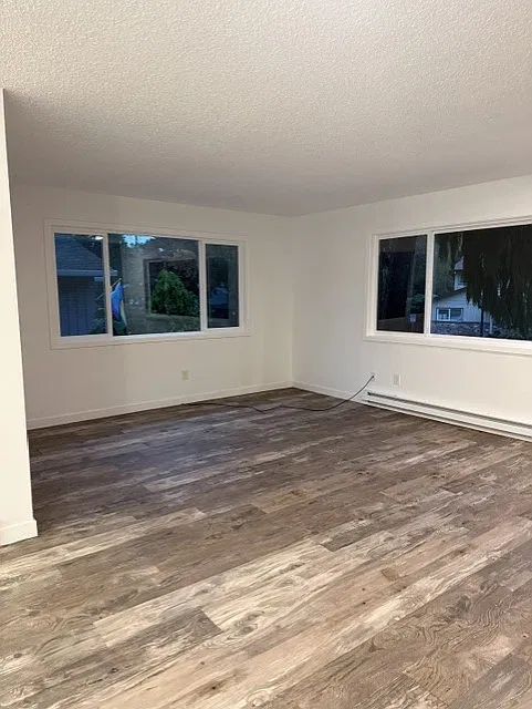 2 bed, 1.5 bath, 1100 sqft, $1,700 — Photo 3
