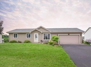 113 Kruger Ln, Ellsworth, WI 54011