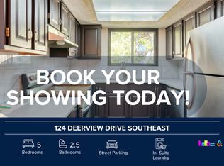 124 Deerview Dr SE, Calgary, AB T2J 6G9