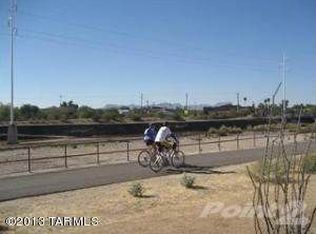 2550 E River Rd, Tucson, AZ 85718