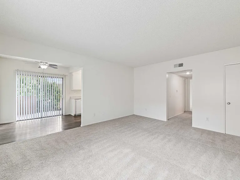 Belinda Apartment Homes — Photo 15