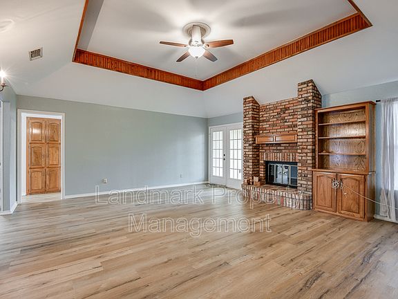 5th image of 1600 Yarmouth Ln