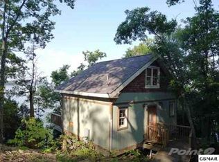 1913 Bouldercrest Dr, Dandridge, TN 37725