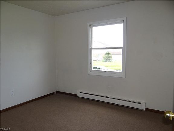 3rd image of 164 Brunswick Dr