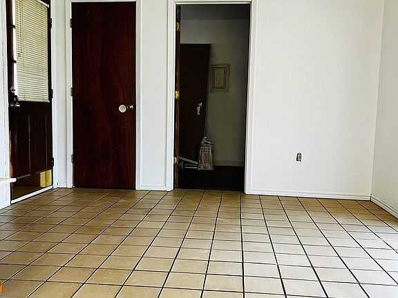 5th image of 501 Coleman St