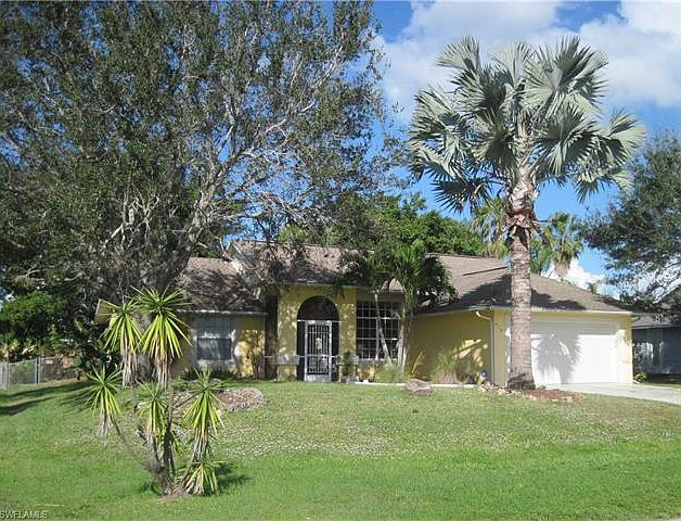 1st image of 919 SW 35th St