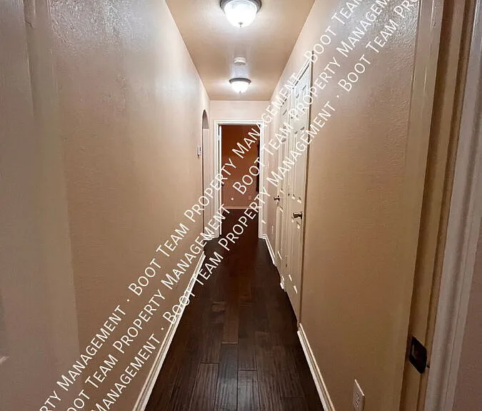 10001 Hilltop Dr — Photo 45