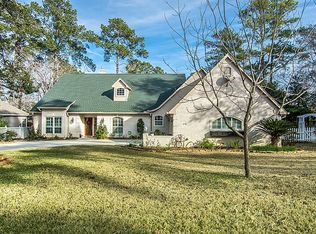 105 Piping Rock Dr, Montgomery, TX 77356