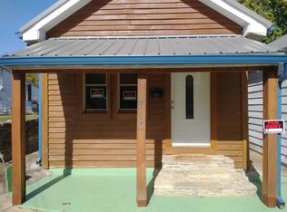 710 W 3rd St, Madison, IN 47250