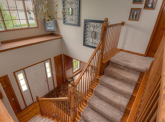 2nd image of 829 Chasewood Dr