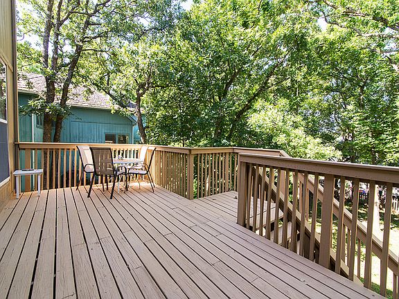 FRESHLY REFINISHED DECK!