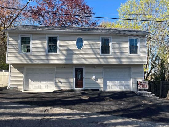 1A Carls Hill Road, Oyster Bay, NY 11771
