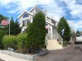 275 15th St, Avalon, NJ 08202