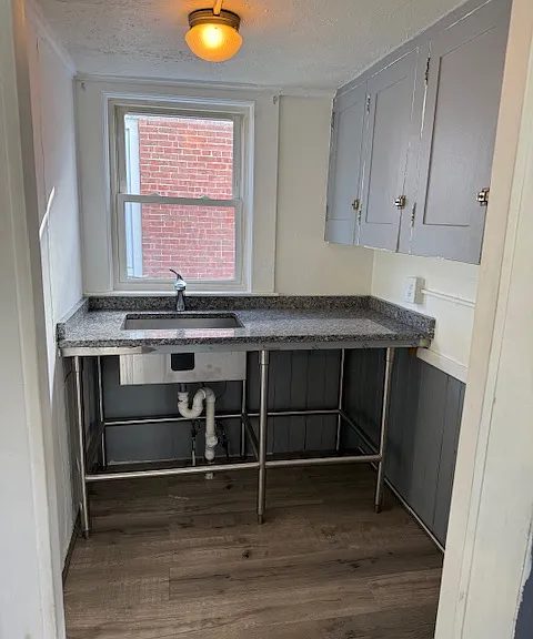 37 Chestnut St #1 — Photo 3