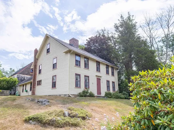 134 Central Street, Hampstead, NH 03826