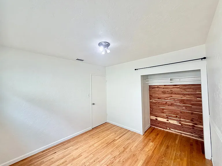 5195 Alumni Pl — Photo 10