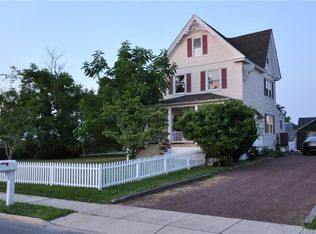 323 S Green St, Tuckerton, NJ 08087