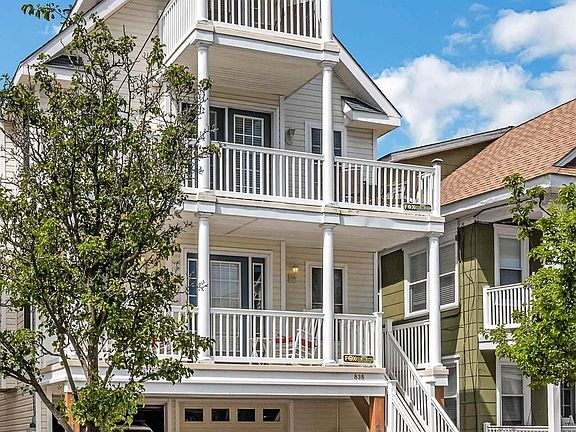 2nd image of 838 2nd St #2