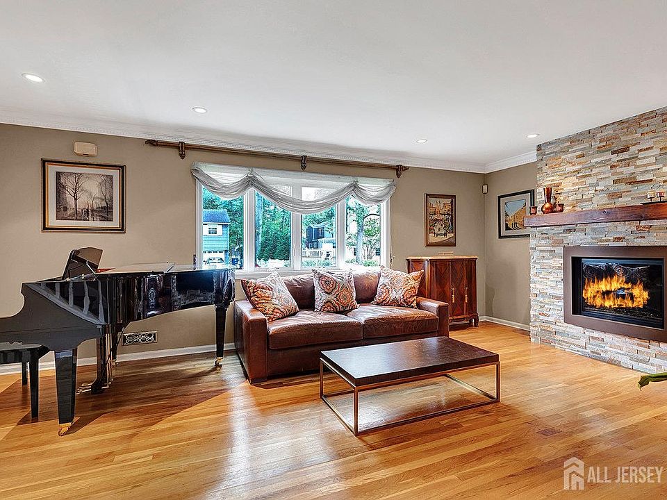 2087 Meadow View Rd, Scotch Plains, NJ 07076 | Zillow