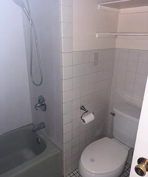 416 Rugby Rd #B — Photo 13