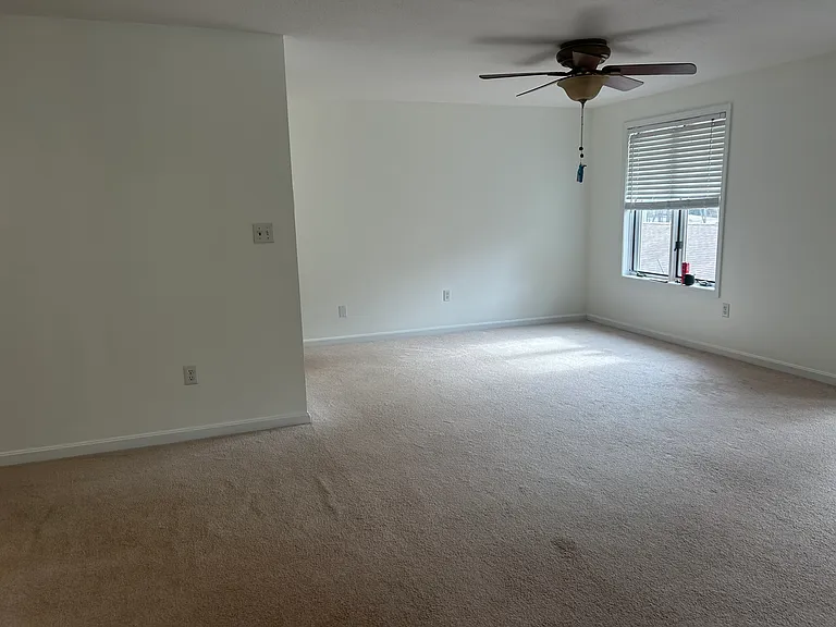 108 Norton Ave #8 — Photo 4
