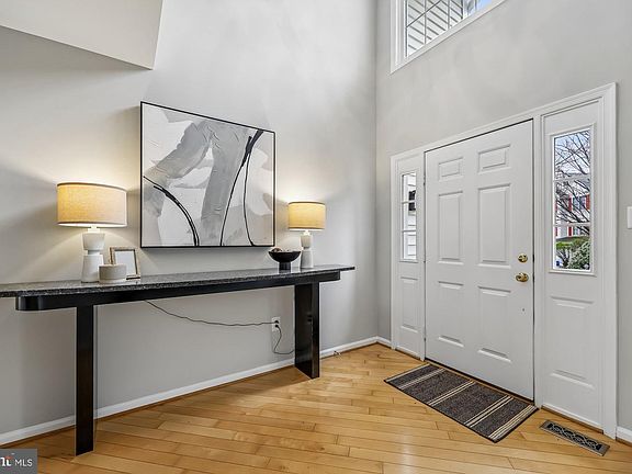 5th image of 2824 Jutland Rd