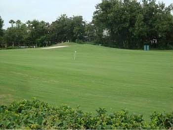 5th image of 400 Caddie Dr
