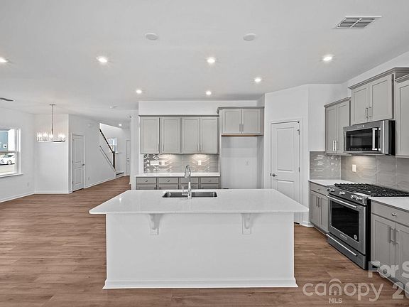 5th image of 11537 Glasden Rd