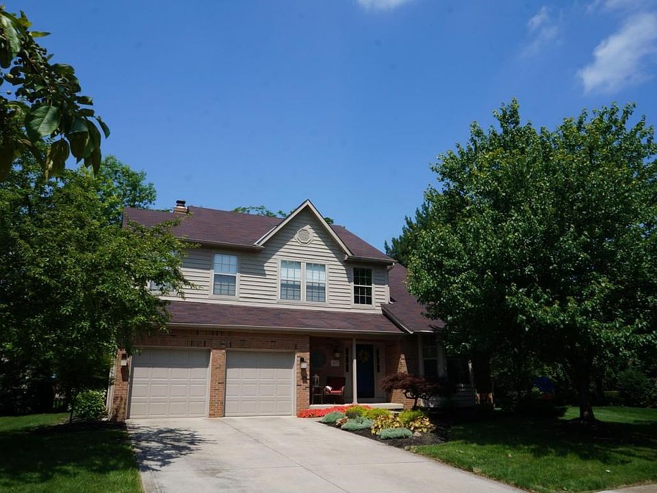 1st image of 413 Canterbury Ct