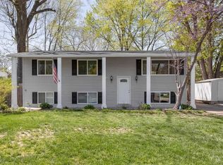 36 Carpenter Ct, Saint Peters, MO 63376