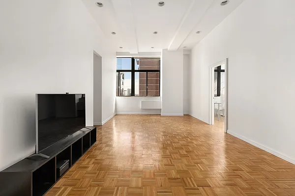 Sold by SERHANT. | media 7