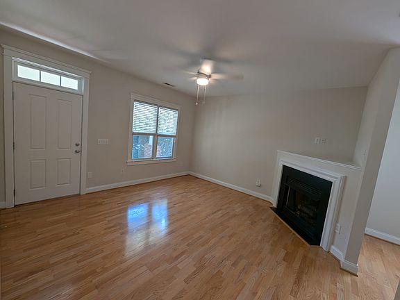 4th image of 5402 Cary Glen Blvd