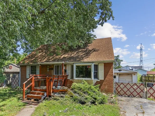 6755 Maple Ct, Bridgeview, IL 60455