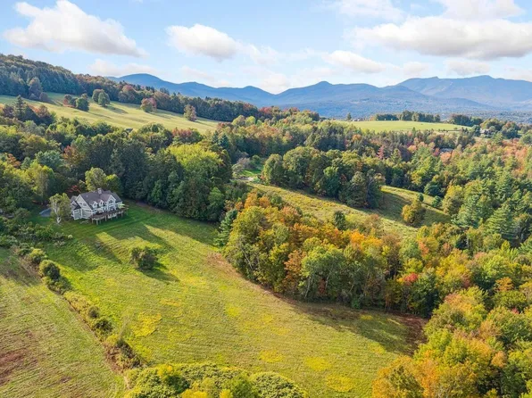 2943 Stowe Hollow Road, Stowe, VT 05672