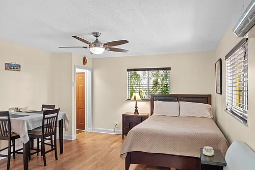 803 NE 2nd Ave #STUDIO Photo 1