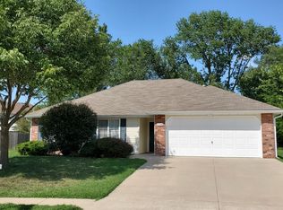 4109 N Phoenix Rd, Columbia, MO 65202