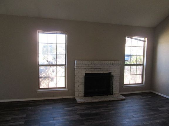 3rd image of 7101 Vista Alegre St NW