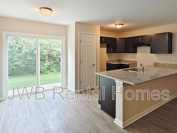 3rd image of 6881 Lake Mist Ln
