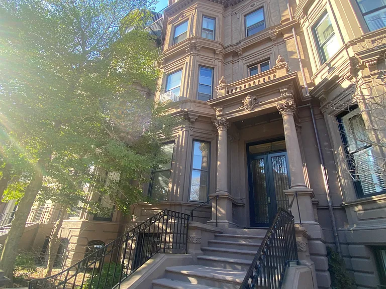 39 Commonwealth Ave #3R — Photo 19