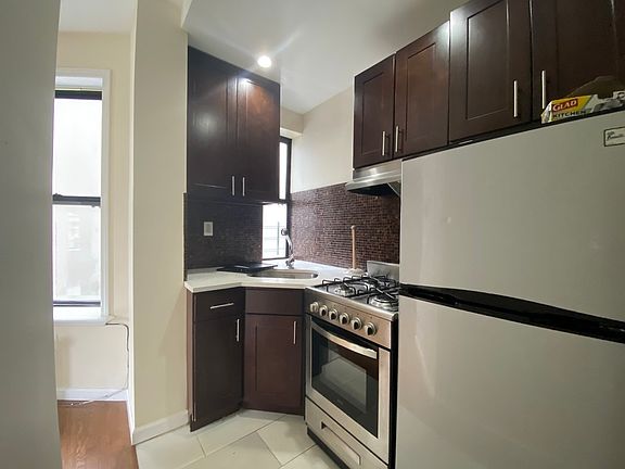 2nd image of 429 Lenox Ave #16C