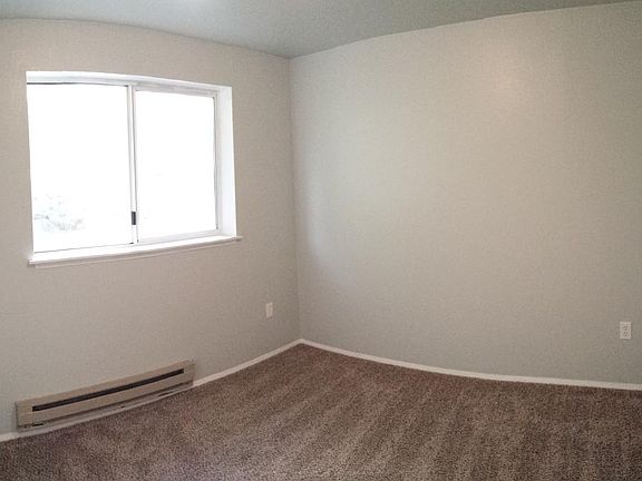 5th image of 5307 S Alder St Unit A/b