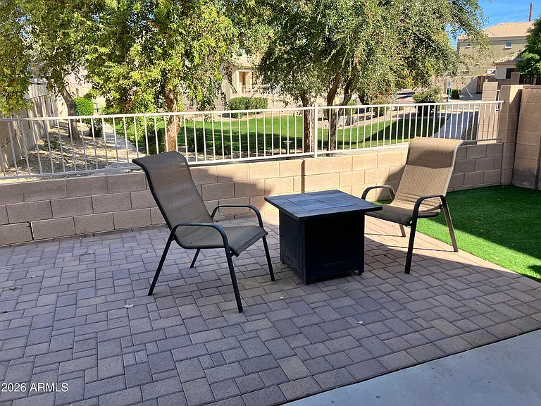 7392 W Tierra Buena Ln — Photo 14