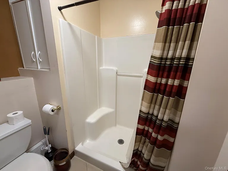 9 Ashland Ave — Photo 32